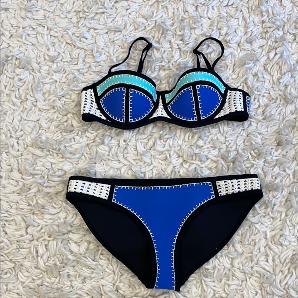 Triangl Bikini!